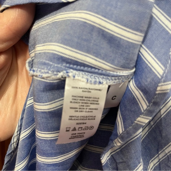 Loft Blue/White Striped Blouse Size Medium NWT - Picture 7 of 9